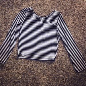 Cropped Long Sleeve